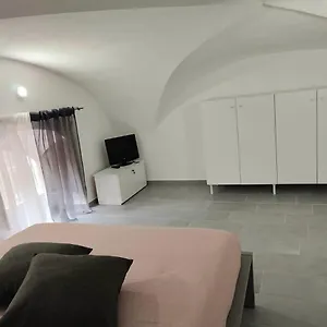 Apartament Maya's, Katania